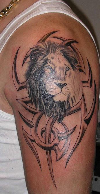 rampant lion tattoo. Get your name Tattooed in