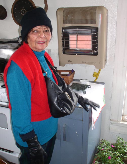 [Ly+getting+warm.JPG]