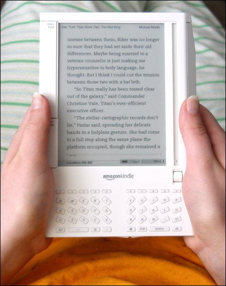 [AmazonKindleUser2.jpg]