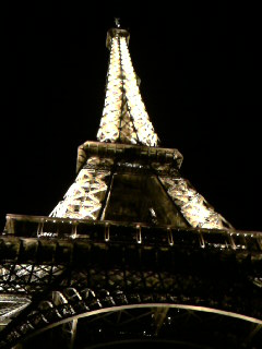 [Parigi+18.03.09++Tour+Eiffel_2.jpg]