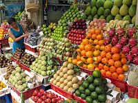 Mercado de frutas no Vietnã