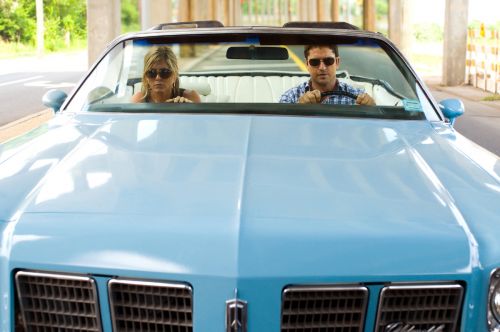 [The-Bounty-Hunter_SP-Still3.jpg]