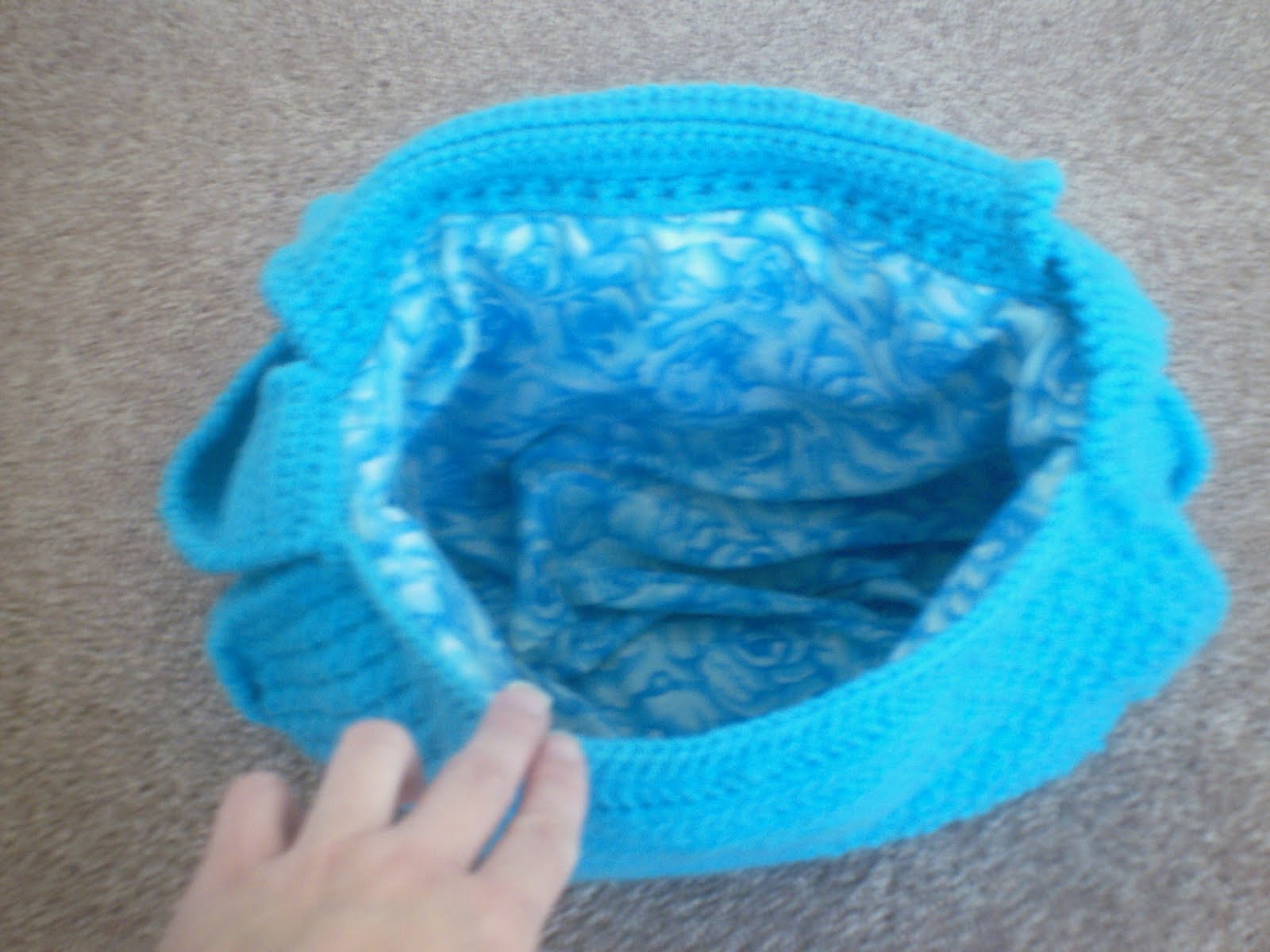 [001.JPG]