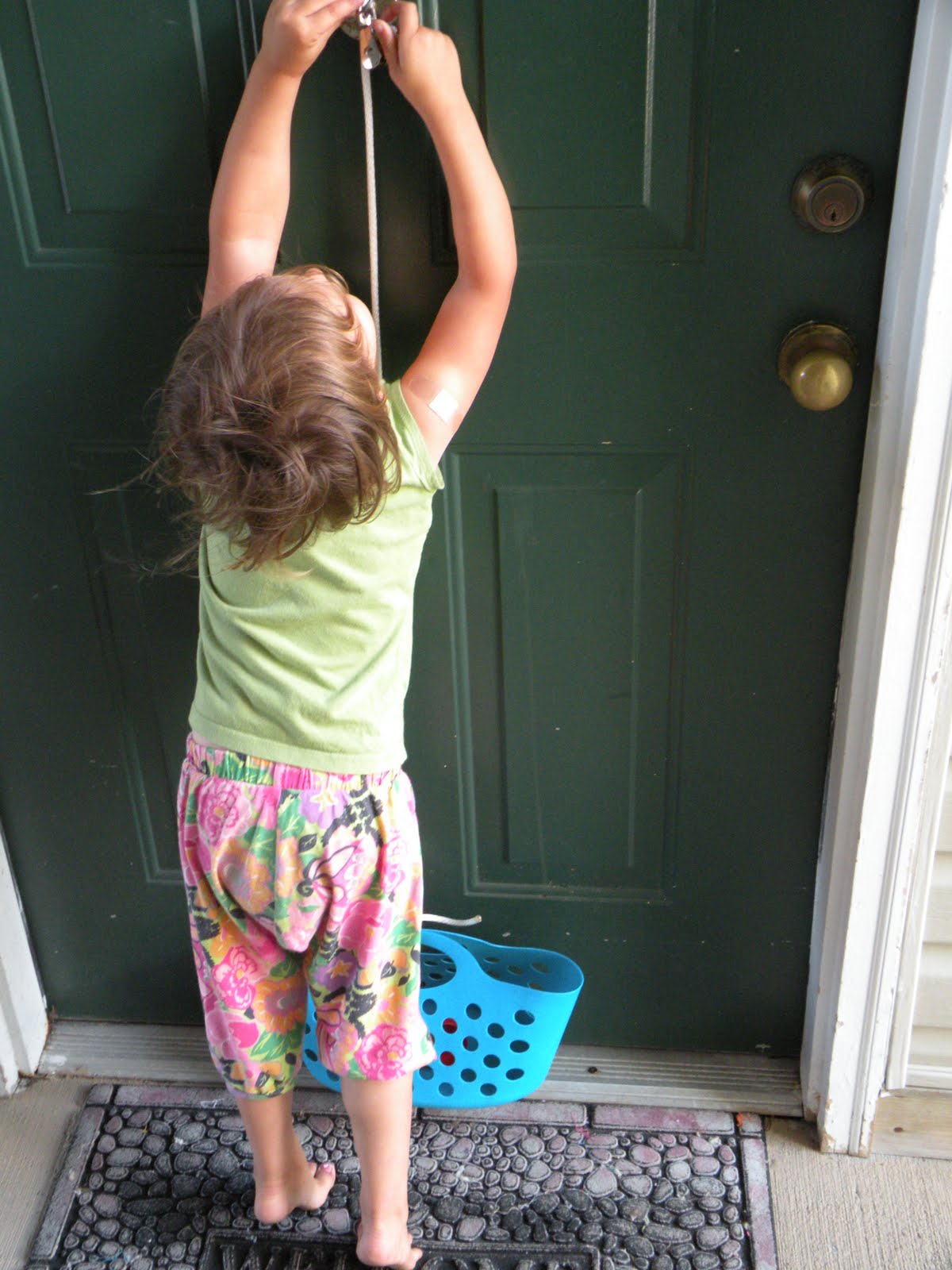 Toddler Approved! Our Own Pulley Investigation