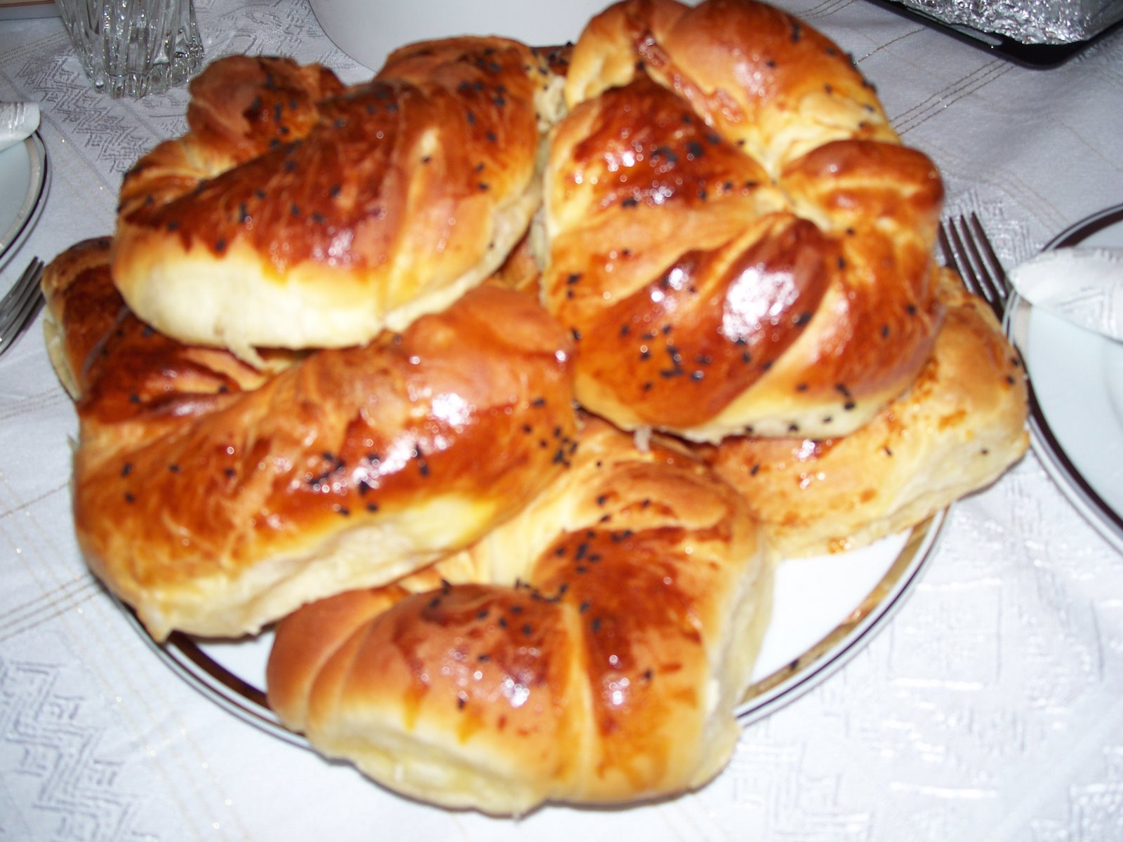 GÜLÜN MUTFAĞI CANIM TORUNUM İYİKİ DOĞDUN DENİZ EREN