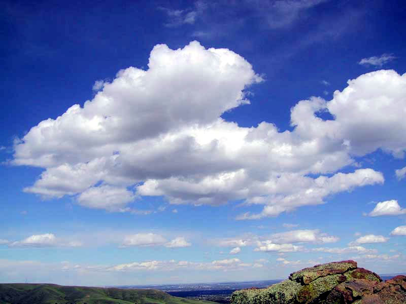 [clouds.jpg]