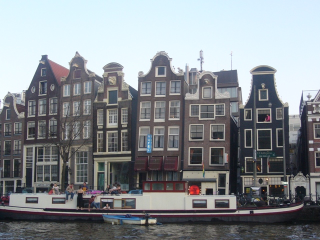 [Amsterdam.JPG]