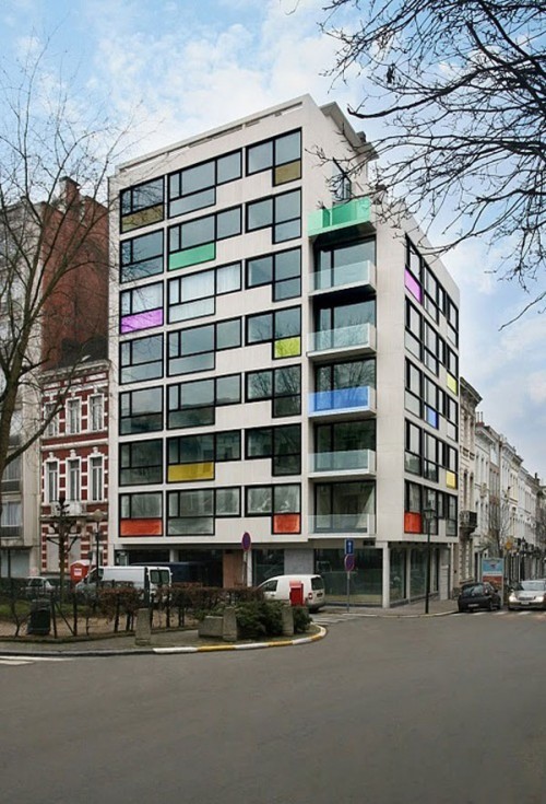 Hotel-Pantone-Bruselas-edificios-500x735.jpg