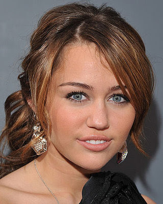 miley cyrus hair color formula. Everyday Glam Makeup: Miley