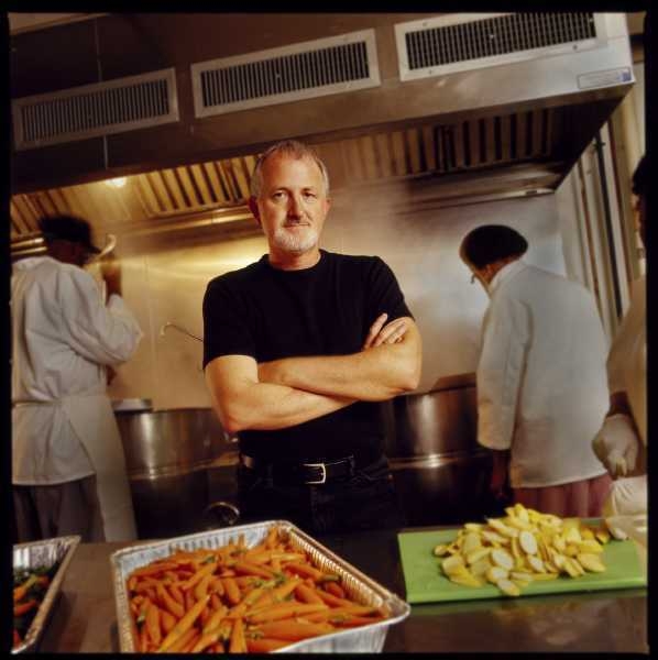 [Robert+Egger+(non-conf+picture).JPG]