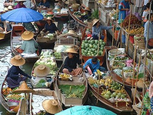    Floating-Market-At-Thailand-006.jpg