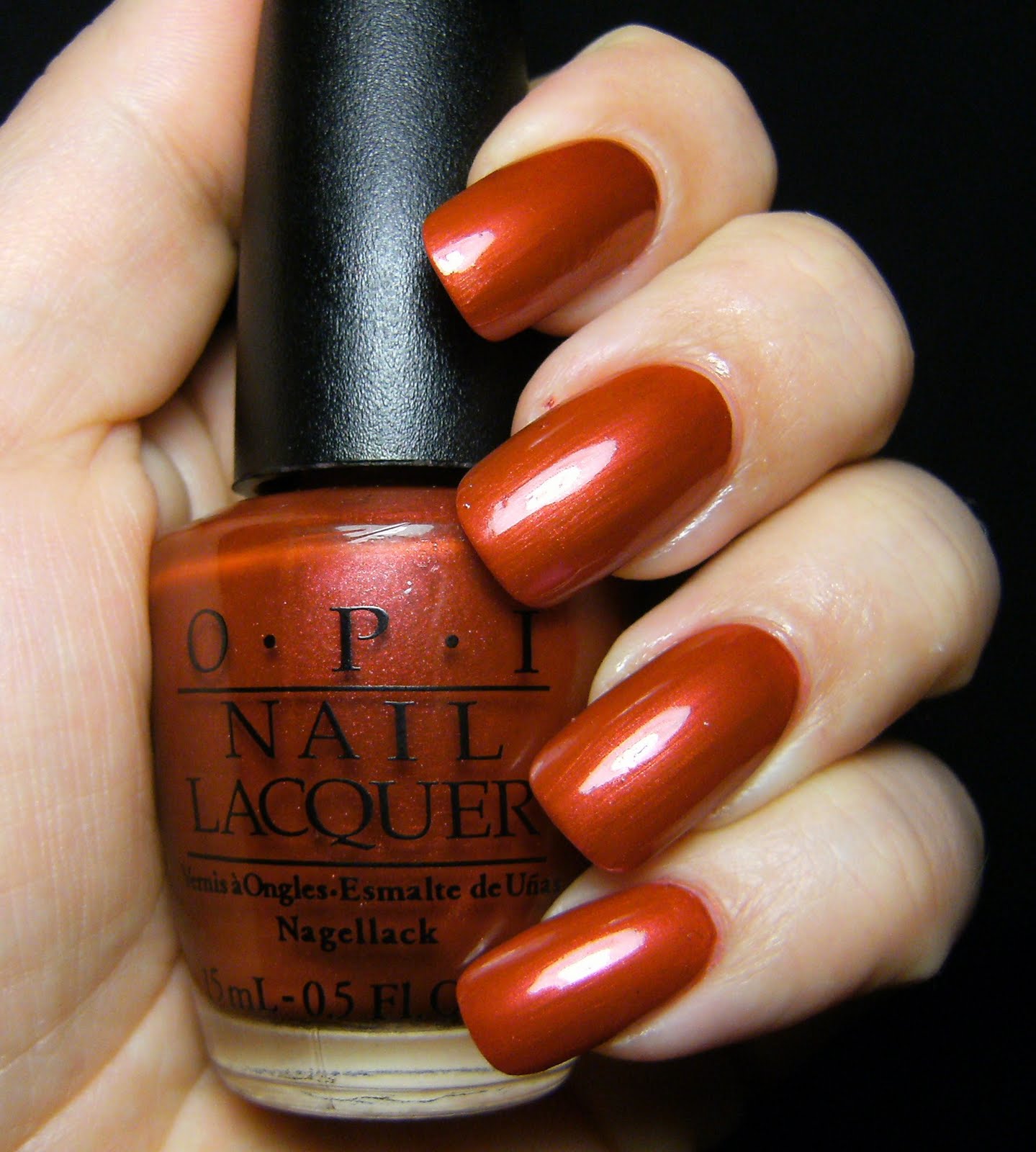 [OPI+-NOT+REALLY+A+WAITRESS-+---DEZ-NAILZ---.JPG]