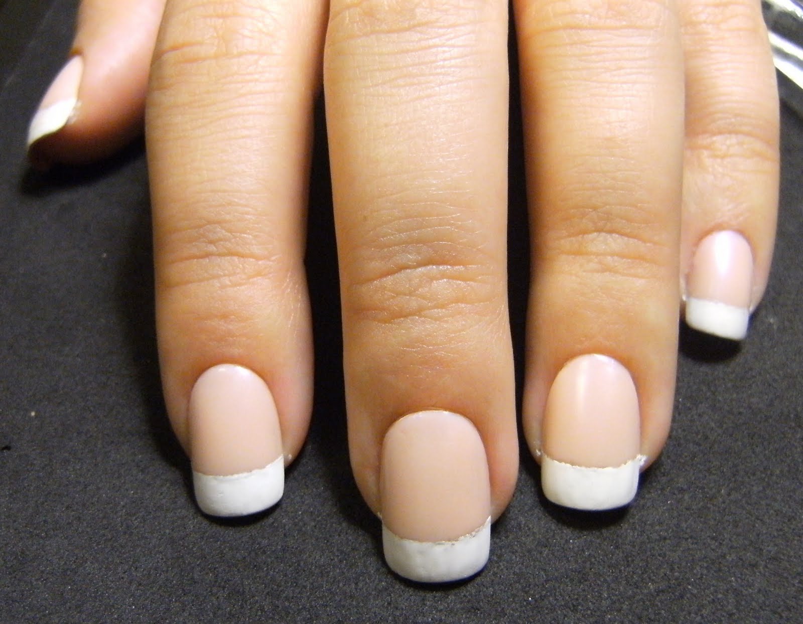 [NAILENE+FRENCH+MANI'+WITH+GLITTER+TIPS+---DEEZ-NAILZ---+(17).JPG]