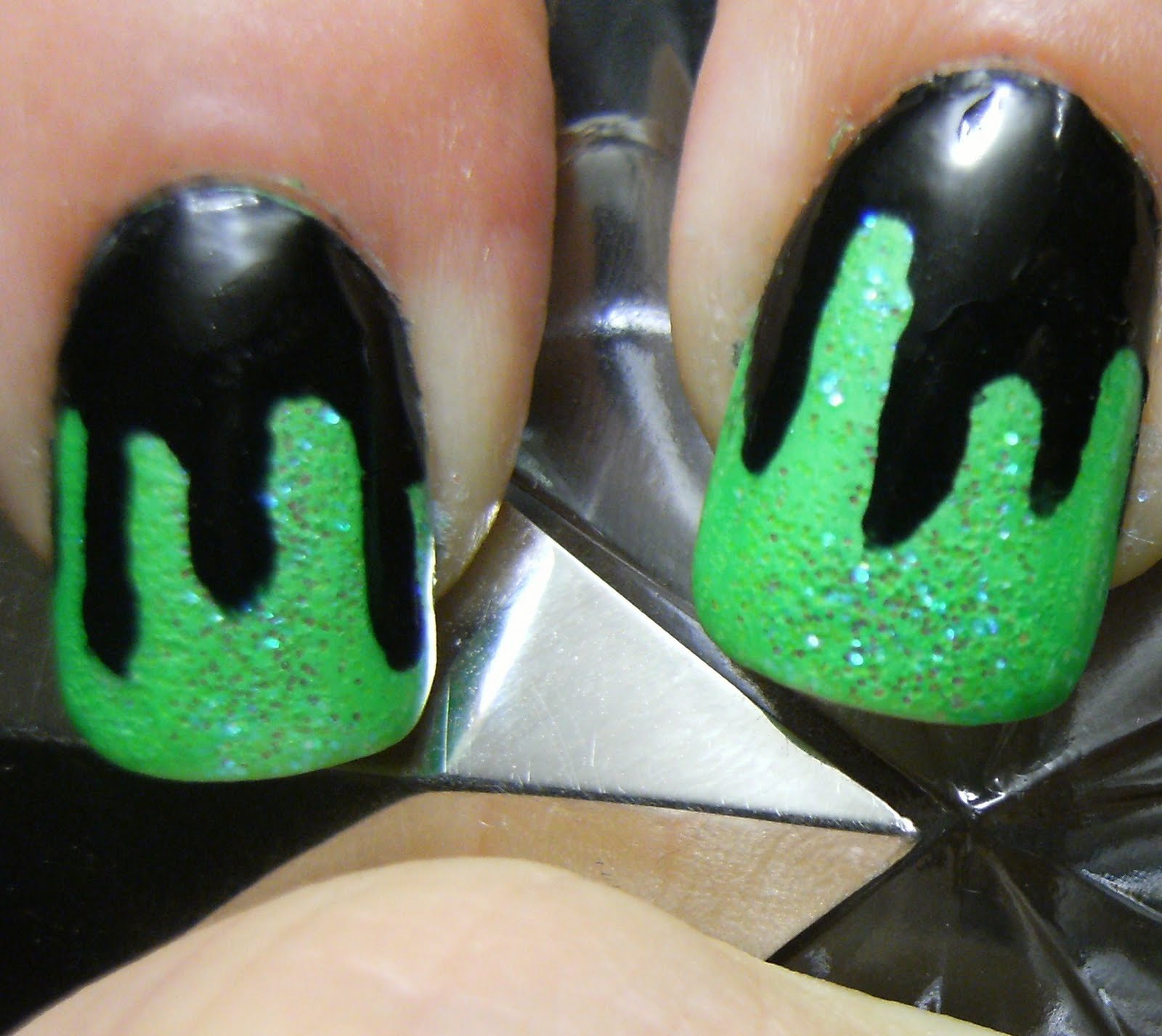 [toxic+shime+---DEEZ-NAILZ---+(3).JPG]