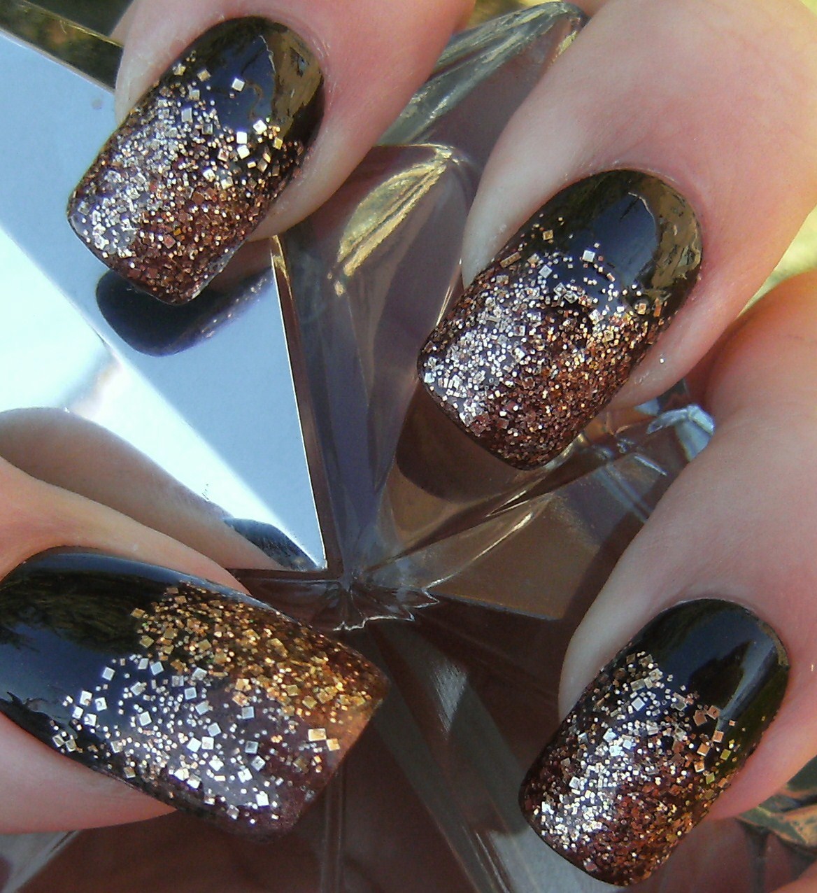 [COPPER+-GLITTER+-GLITTERPOCALYPSE---DEEZ-NAILZ---+(2).JPG]