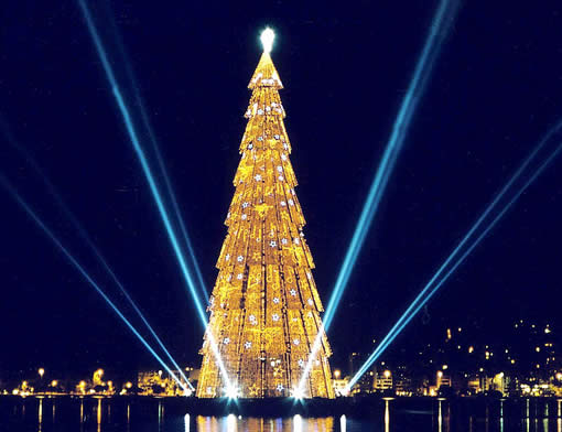 http://3.bp.blogspot.com/_bxx3KDVTO_U/R1NMcbso8NI/AAAAAAAAAEU/FMo7Sbbtyc8/s1600-R/capa1.jpg