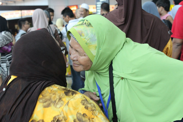 Kucupan Mesra Ketika Ini Mak Siti Nak Umrah Bulan Puasa Lalu Kucupan Mesra Ketika Ini Mak Siti Nak Umrah Bulan Puasa Lalu