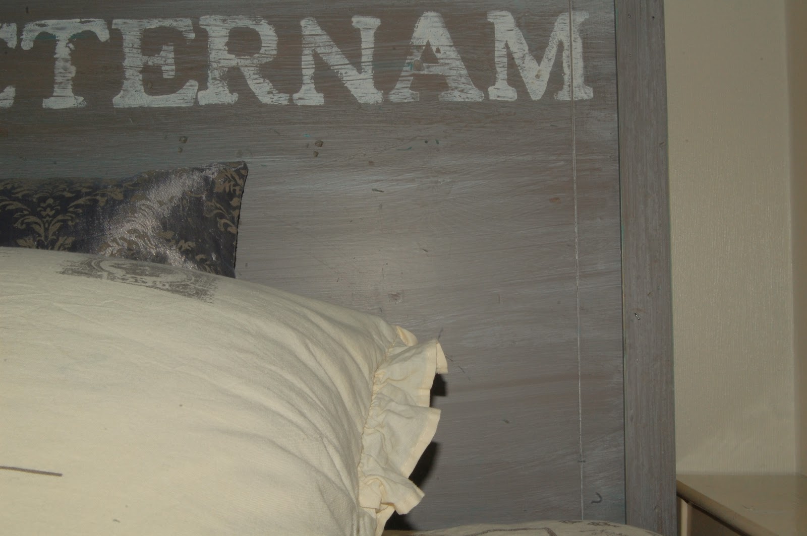 WHITE AS LINEN DIY headboard