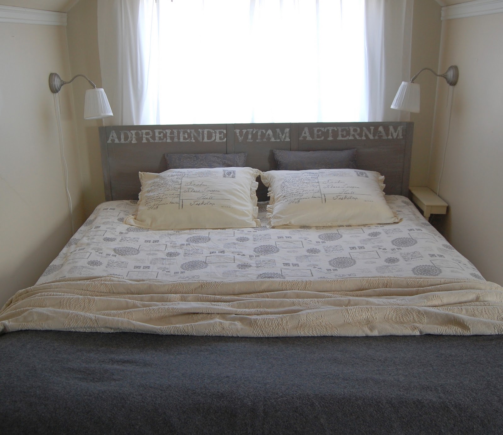 WHITE AS LINEN DIY headboard