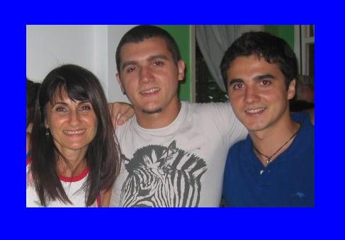 Isabel Aguiar e filhos