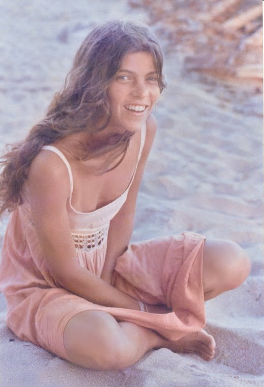 Rachel Oliveira jovem e linda