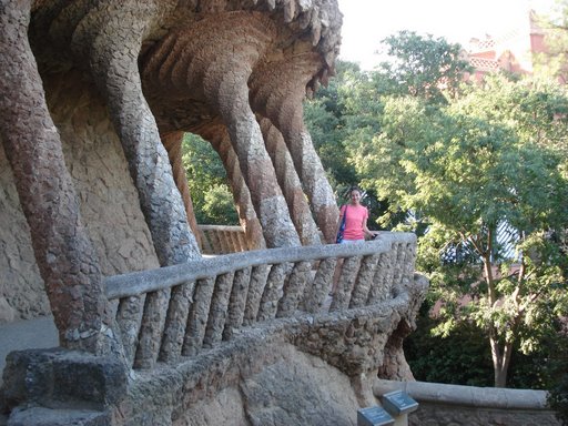 [guell.JPG]
