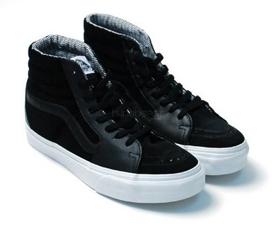 [vans-chukka-boot-era-black-leather-02.jpg]