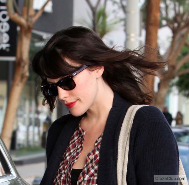 Ray Ban Girl