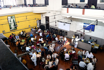 http://3.bp.blogspot.com/_cEQXi9jE0QI/TK7ckXRuSJI/AAAAAAAAACw/eqEdkH5IOPo/s1600/coffee+house2.jpg