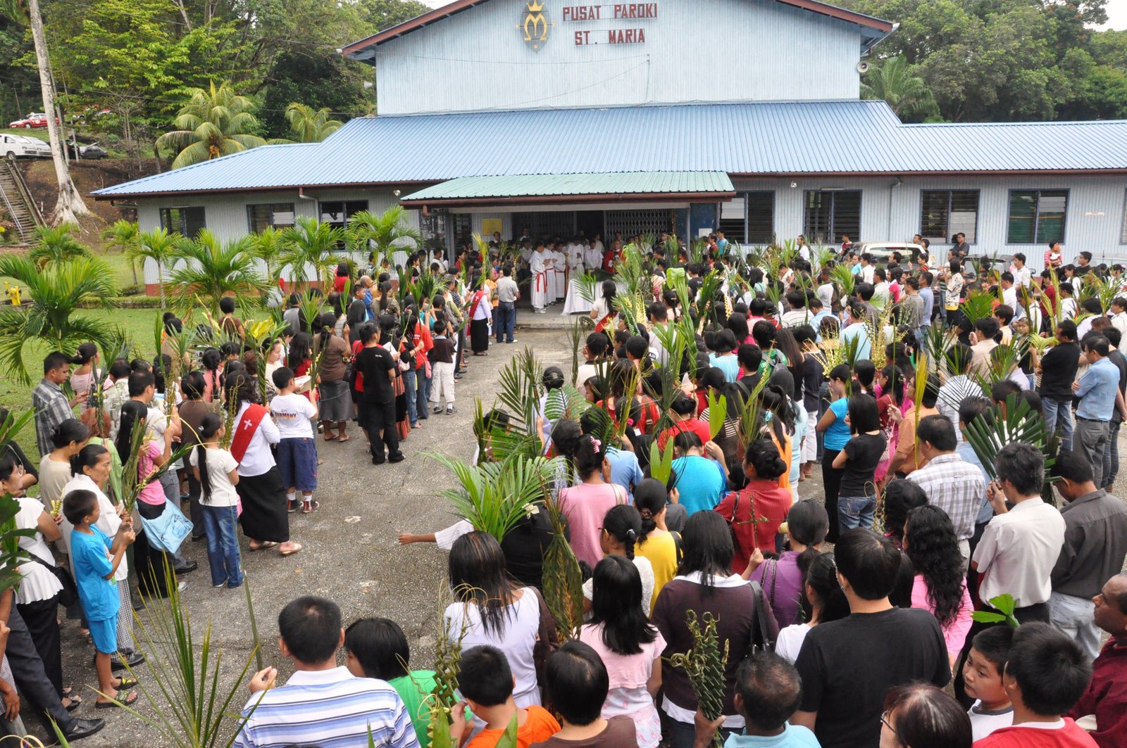 [BERITA+MINGGU+PALMA.jpg]