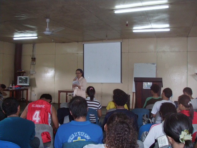 [Sr_Florence_Membuat_Penggulungan_bagi_program_ini..JPG]