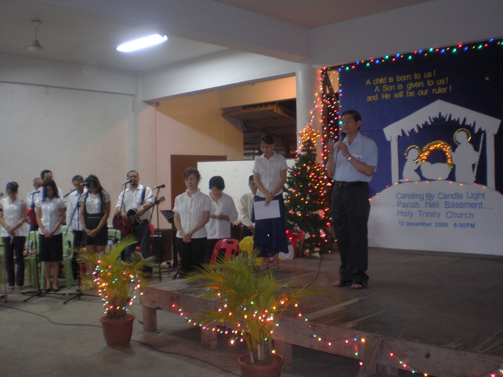 [Msgr.'s+speech.JPG]