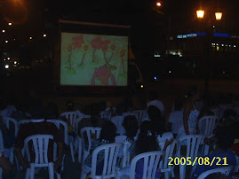 CINE EN EL PARQUE PARA LOS NIÑOS