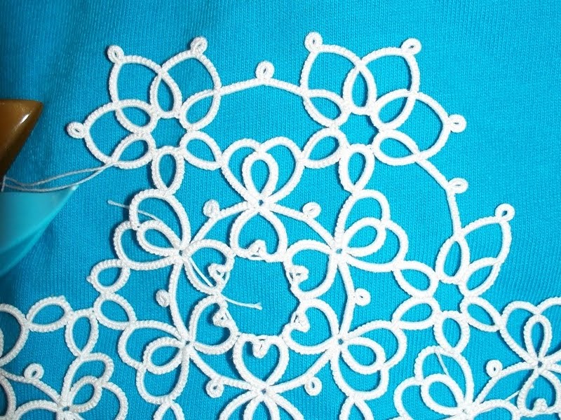 Shuttle and Thread Mom's Doily Almost Finished!