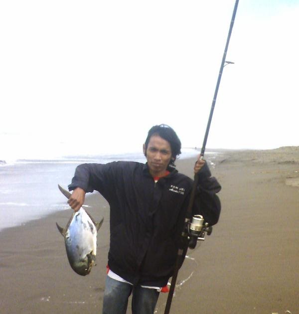 Fishing @ Jogja: Alternatif mancing laut di Jogja : Pasiran/Surf Fishing