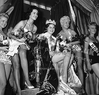 Lịch sử Hoa hậu thế giới. Miss+World+Competition+1958+Penelope+Coelen