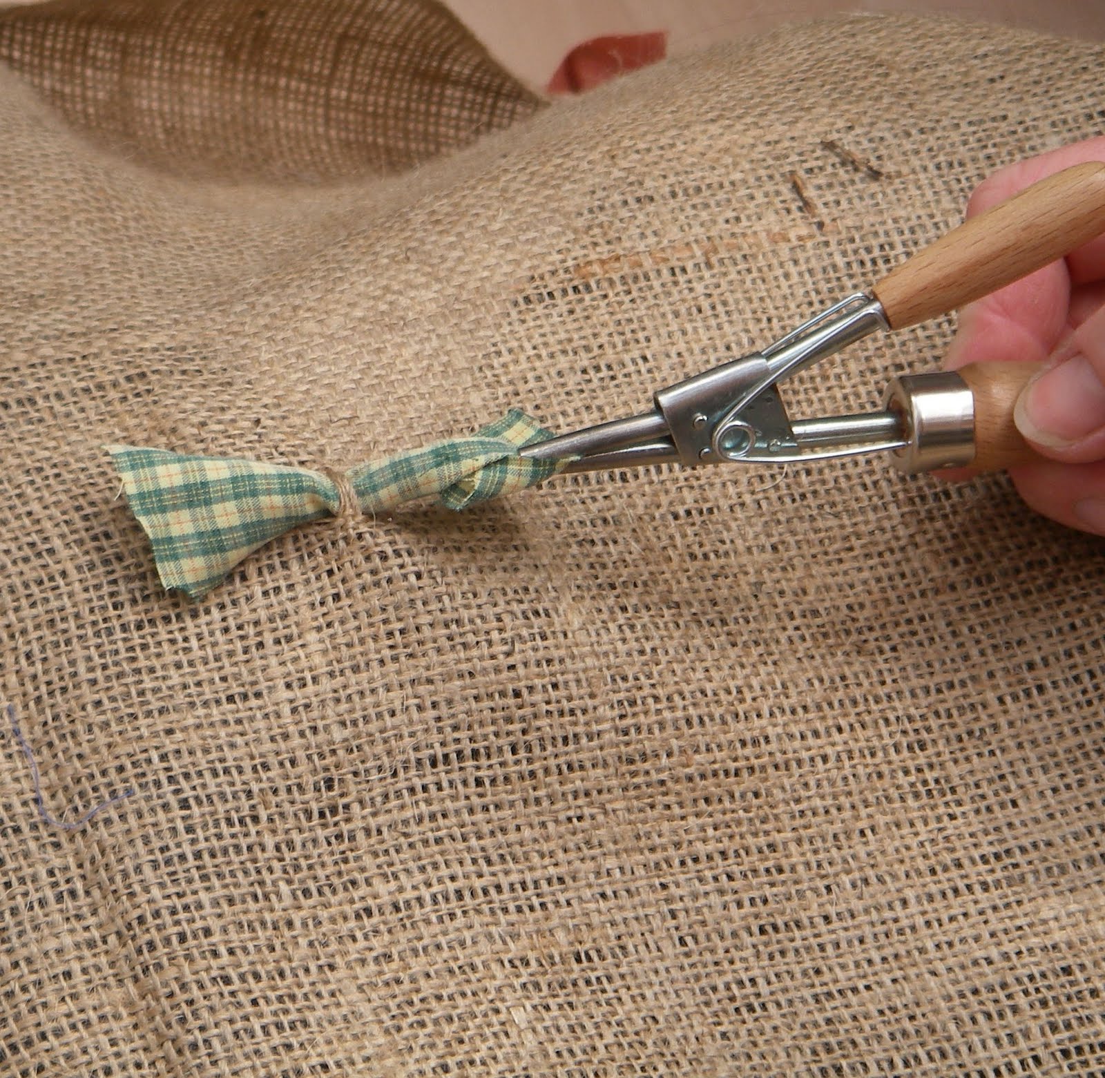 Stitchin' The Day Away Rag Rug Tutorial