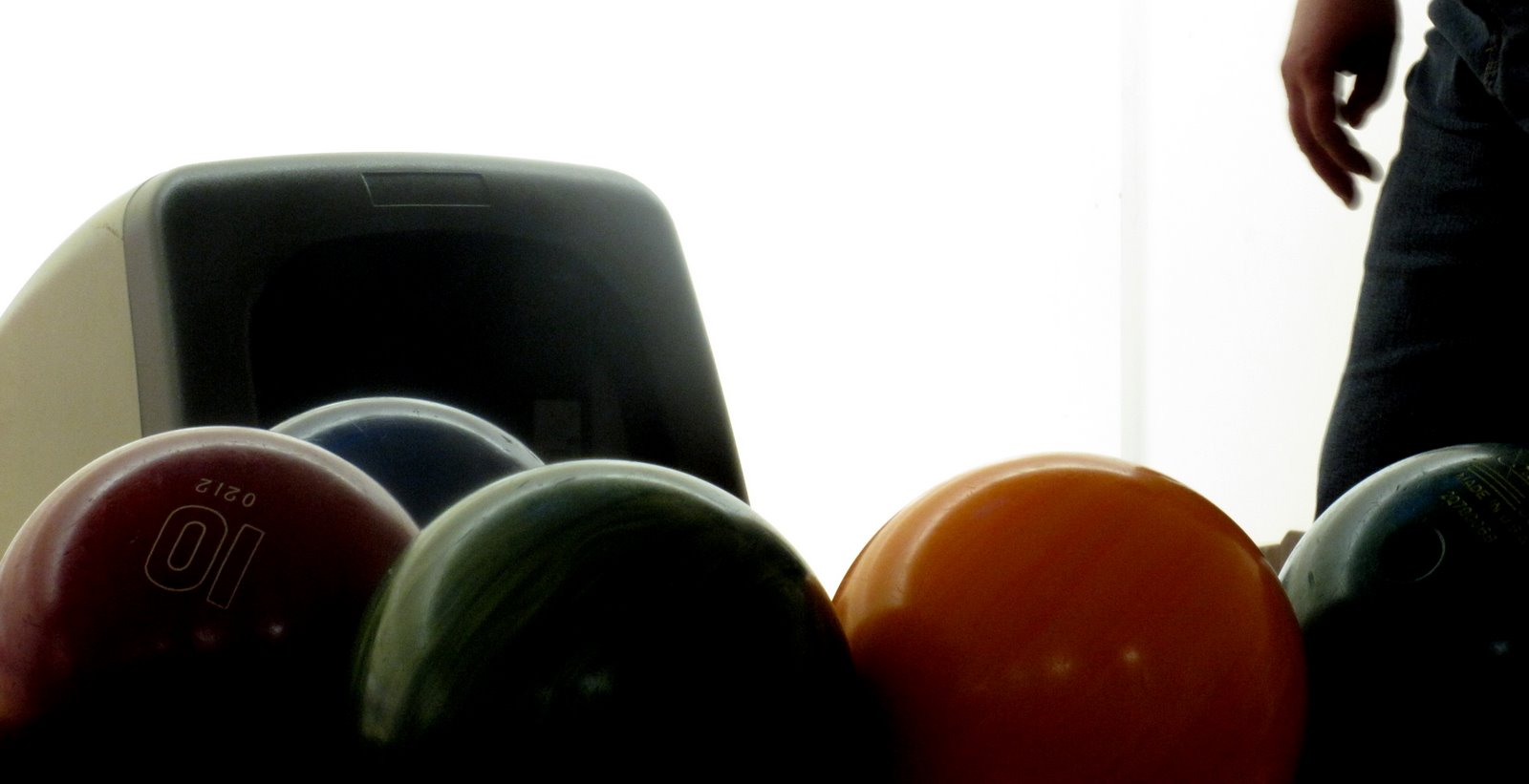 [bowl4_crop.JPG+copy.jpg]