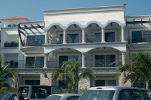Building in Playa De Carmen