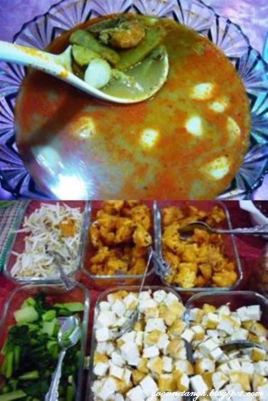 laksa udang. Top: sour and spicy laksa soup