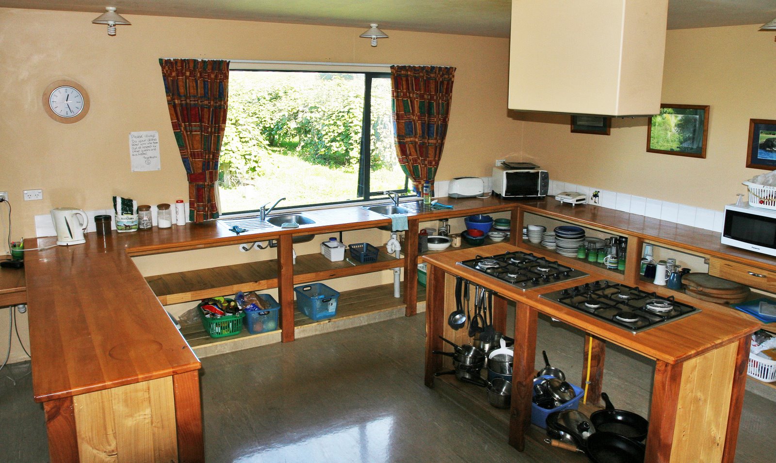 [kitchen+02.jpg]