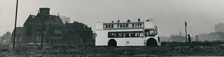 [Whitebus03.jpg]