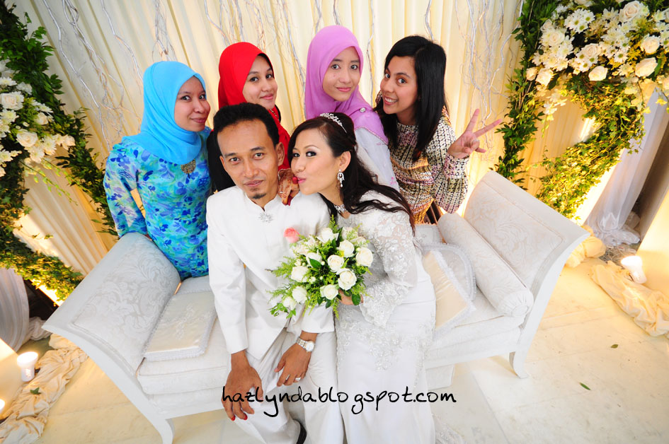 Perempuan+jujur