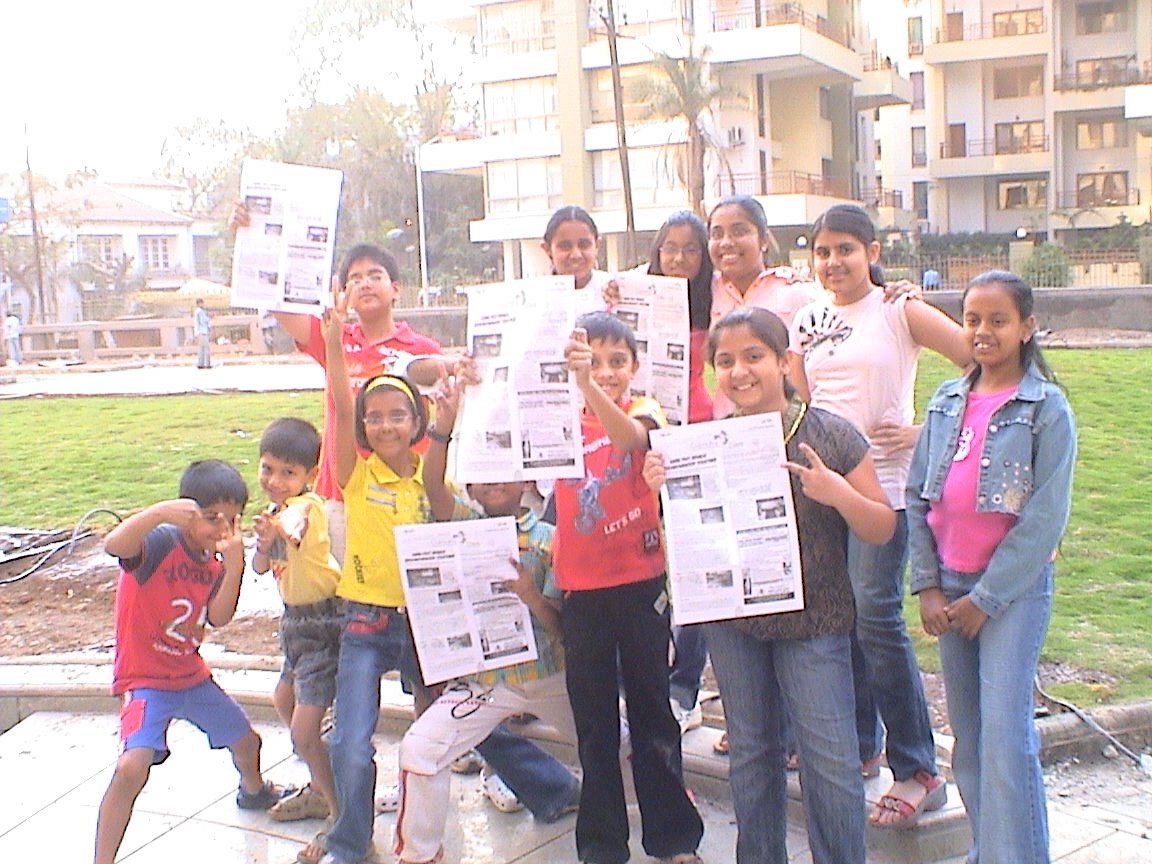 [Celebrating_newsletter_journalism_club.JPG]