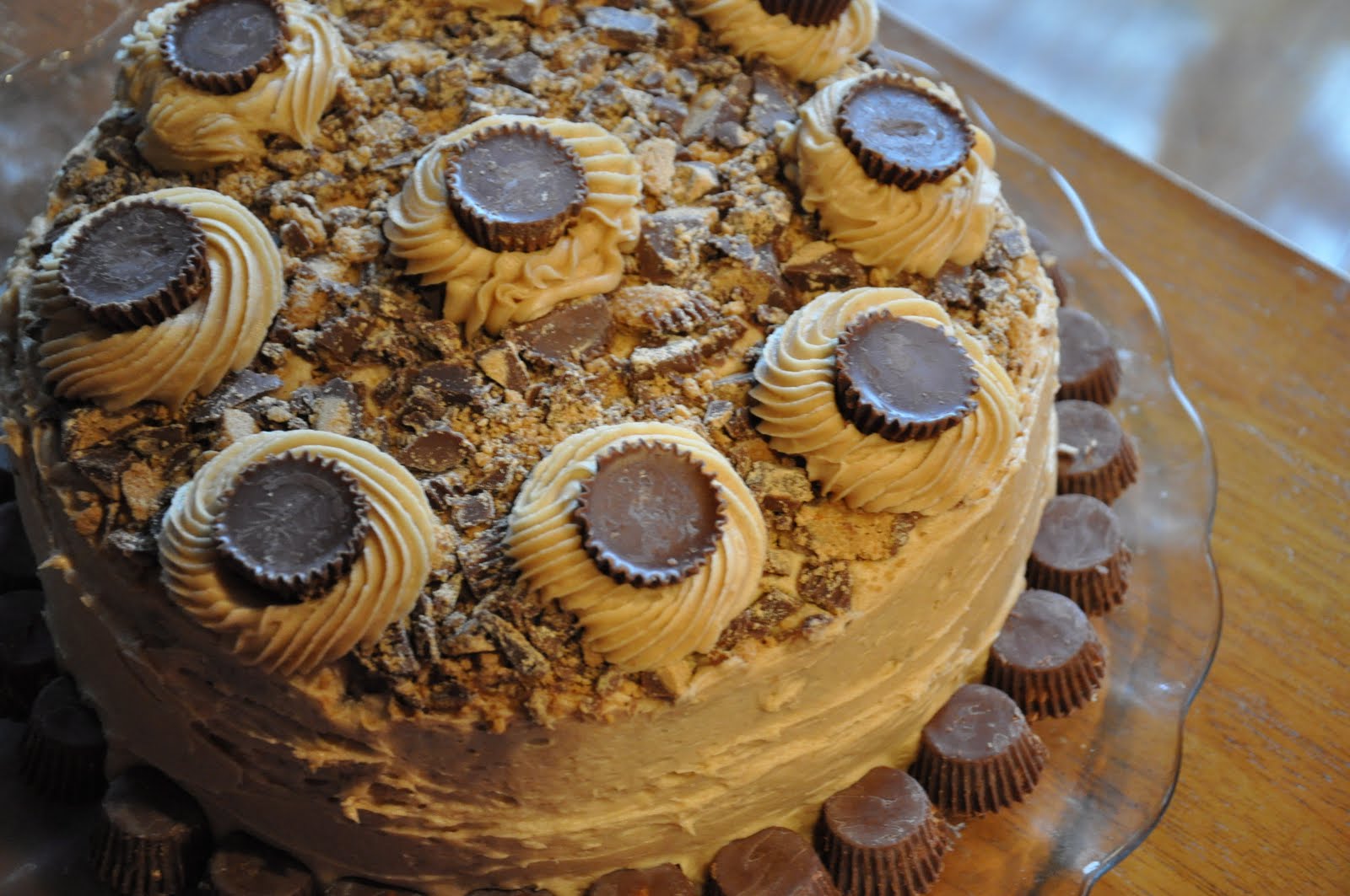 Dining Well Reese's Peanut Butter Cup Cake