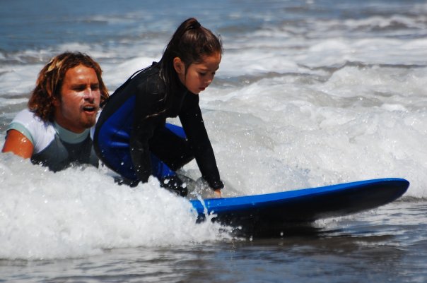 Clases de Surf con Uma Jaqi