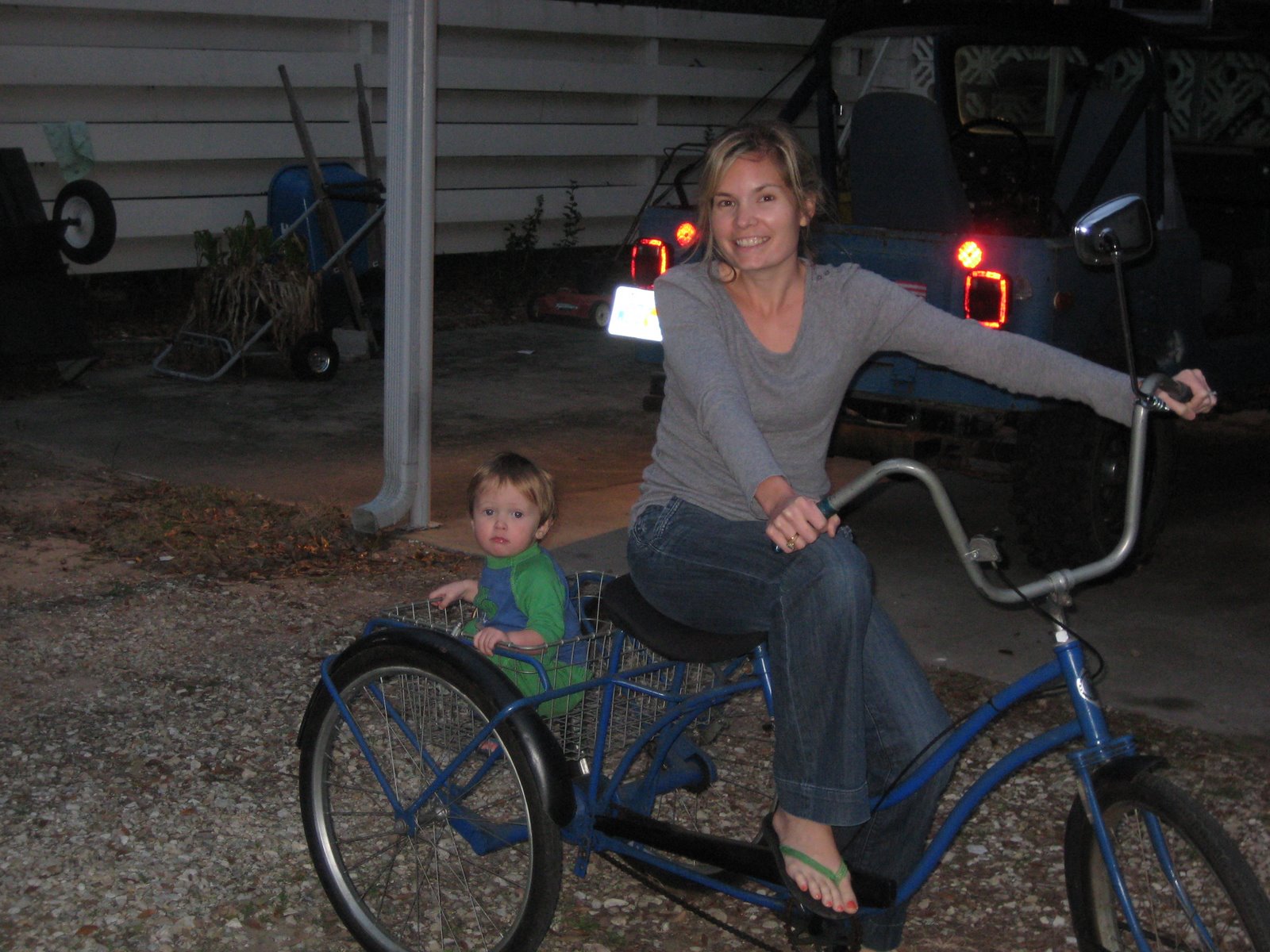 [mommasNewWheels+001.JPG]