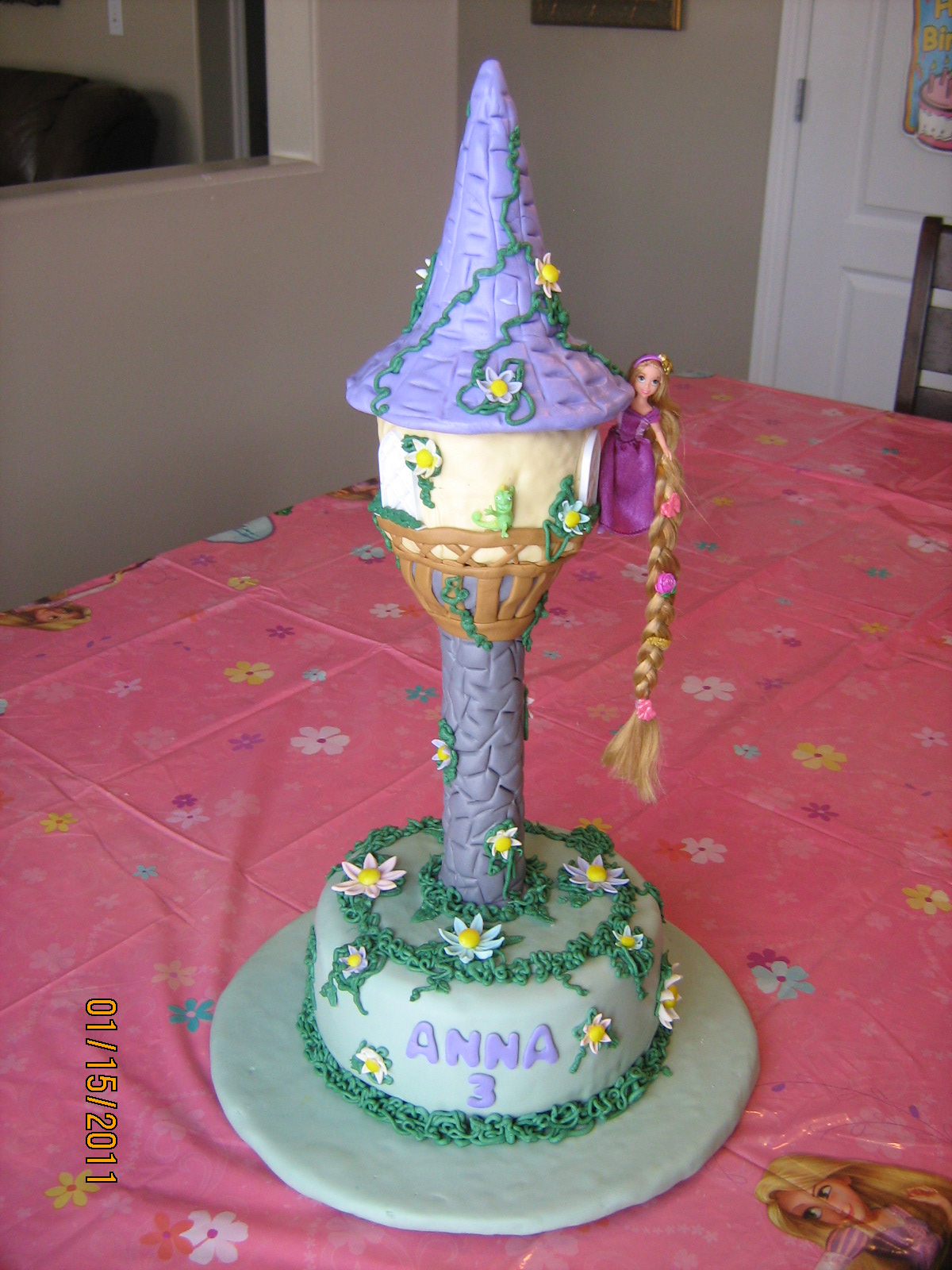 rapunzel tangled cake