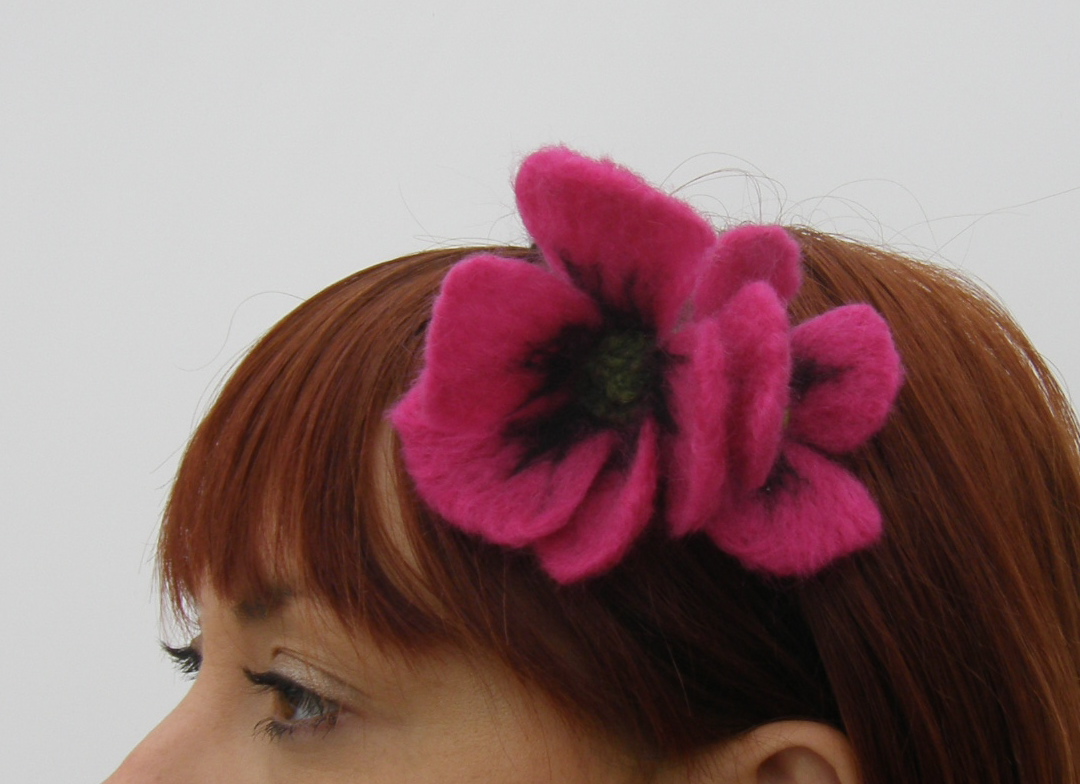 SooSun Beautiful and Elegant Needle Felted Women Hair Accessories
