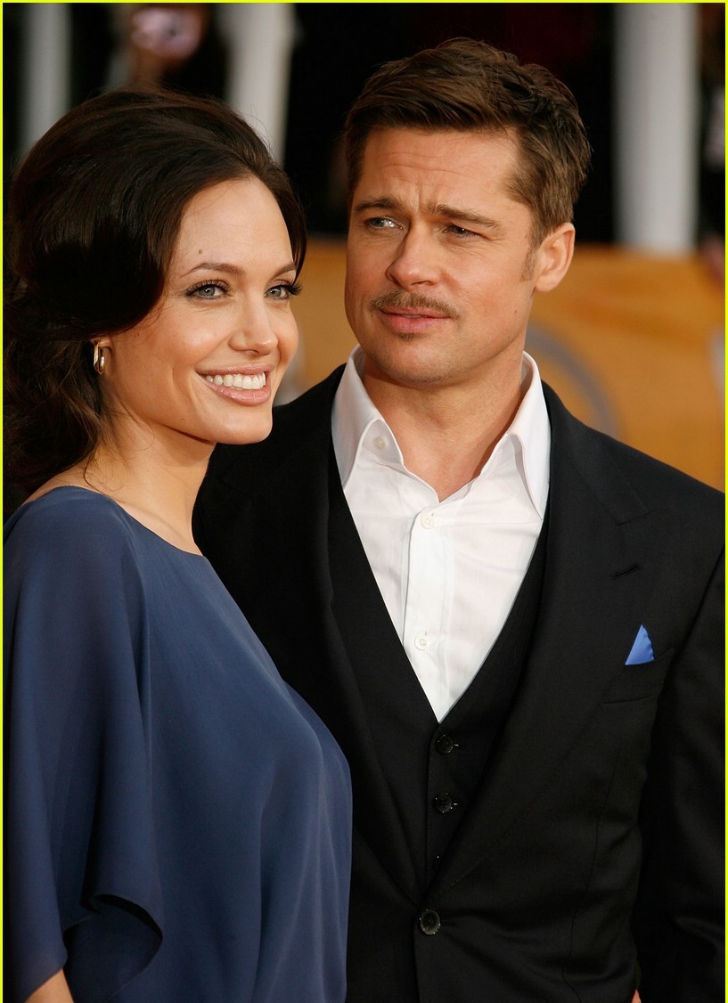 [angelina-jolie-sag-awards-07.jpg]